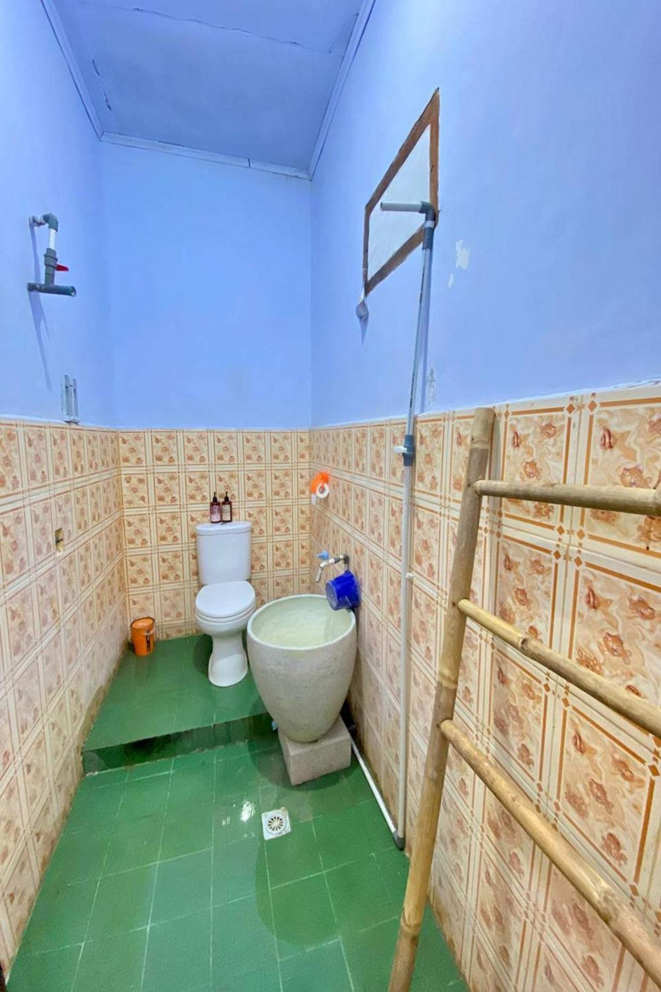 Duyung Rooms & Resto Gerupuk Bumbang Zewnętrze zdjęcie