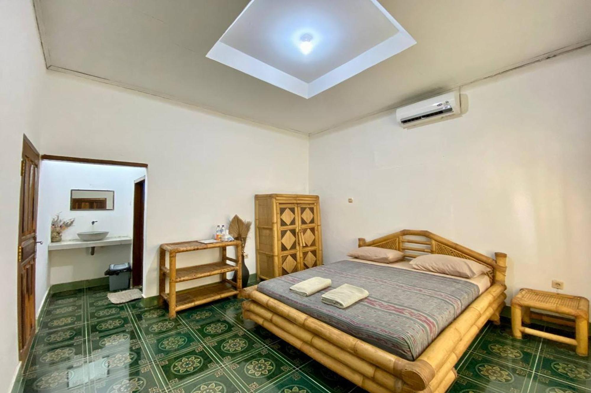 Duyung Rooms & Resto Gerupuk Bumbang Zewnętrze zdjęcie