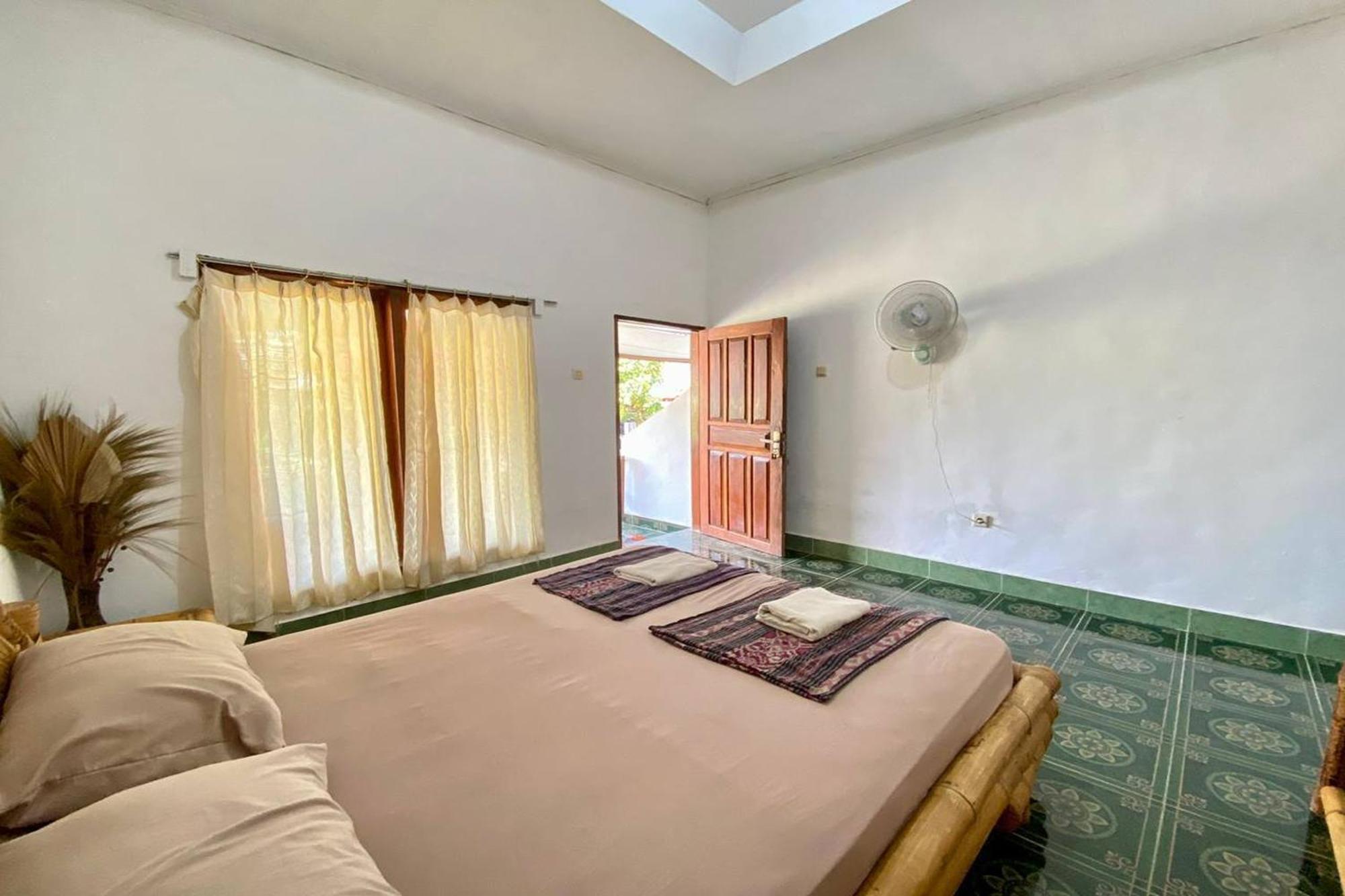 Duyung Rooms & Resto Gerupuk Bumbang Zewnętrze zdjęcie