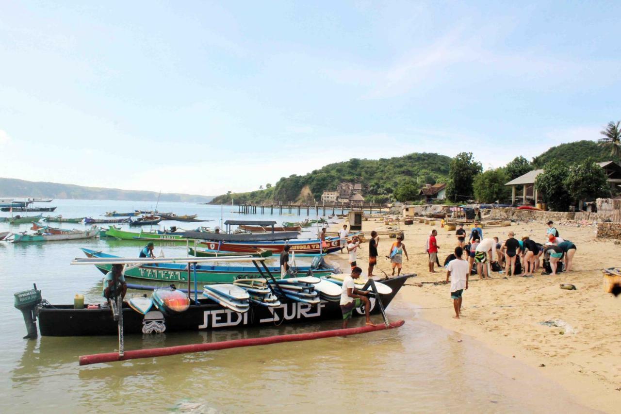 Duyung Rooms & Resto Gerupuk Bumbang Zewnętrze zdjęcie