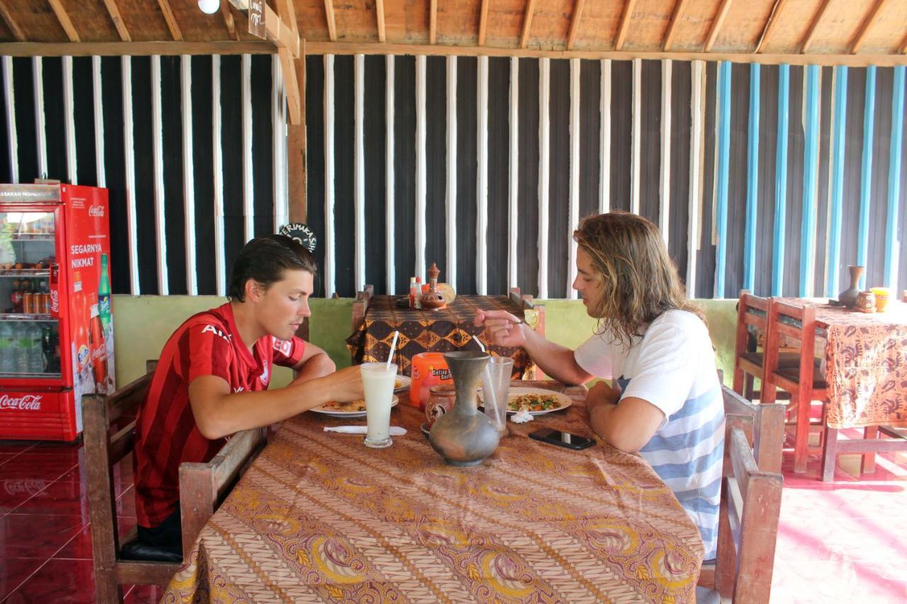 Duyung Rooms & Resto Gerupuk Bumbang Zewnętrze zdjęcie